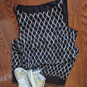 Sleeveless LBD with silver, as new, US06